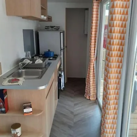 Mobilhome 4 Pers La Palmyre Holiday home Les Mathes